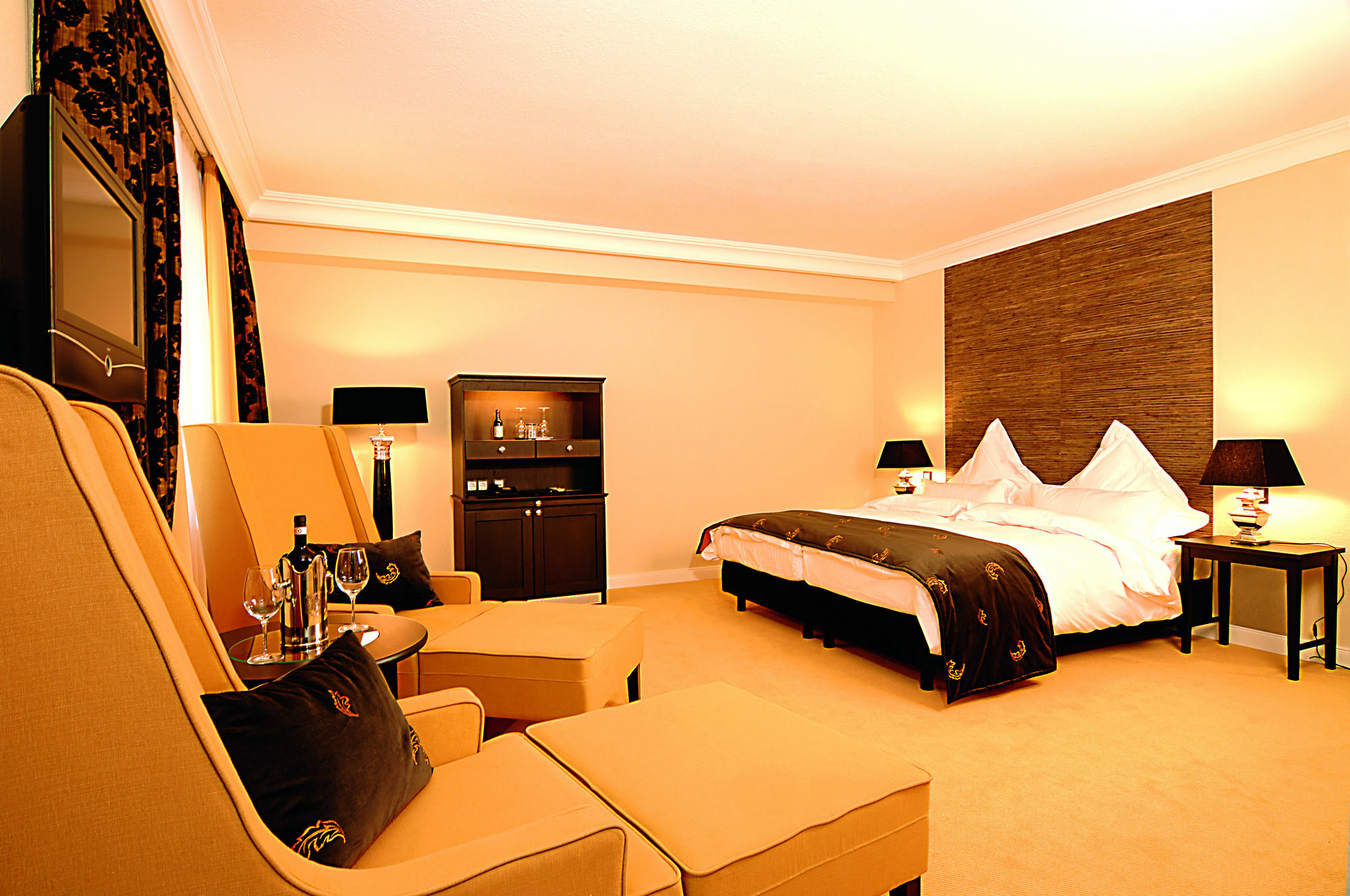 Hotel Business & More Hamburg-Harburg Exteriör bild